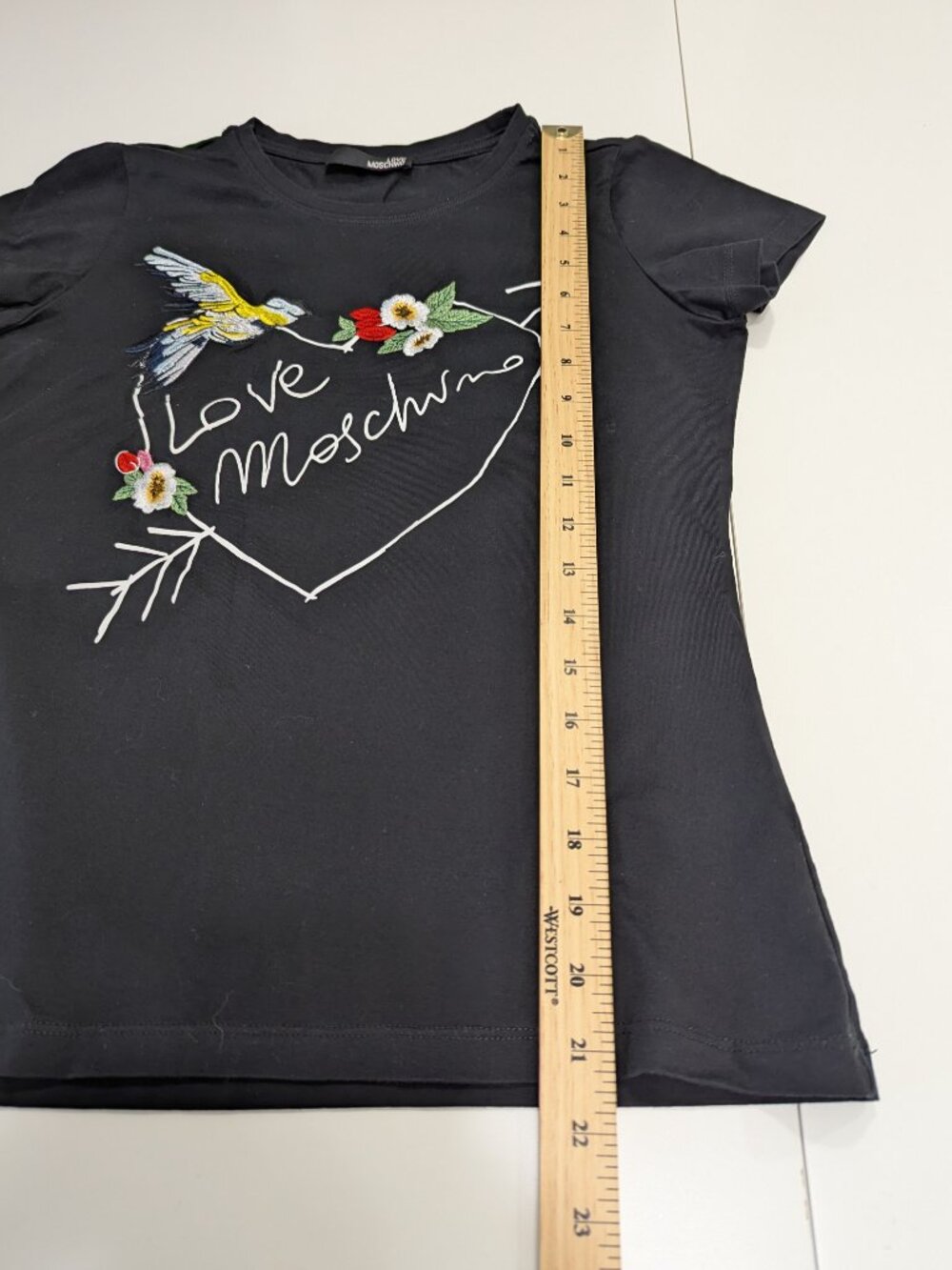 Love Moschino Black Graphic T-shirt Hummingbird and Flowers - Picture 6 of 8
